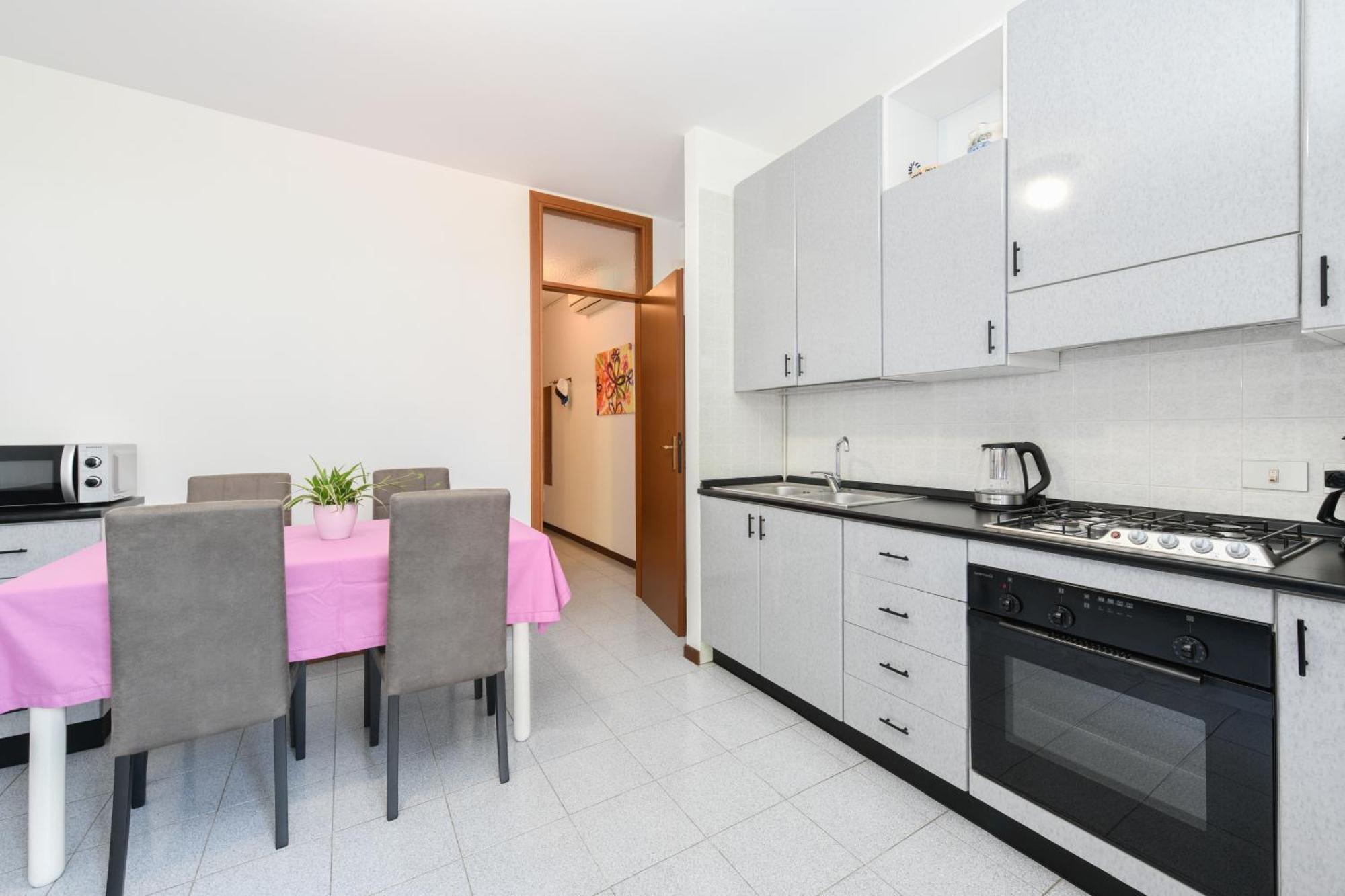 Breeze Apartment Дезенцано-дель-Гарда Экстерьер фото