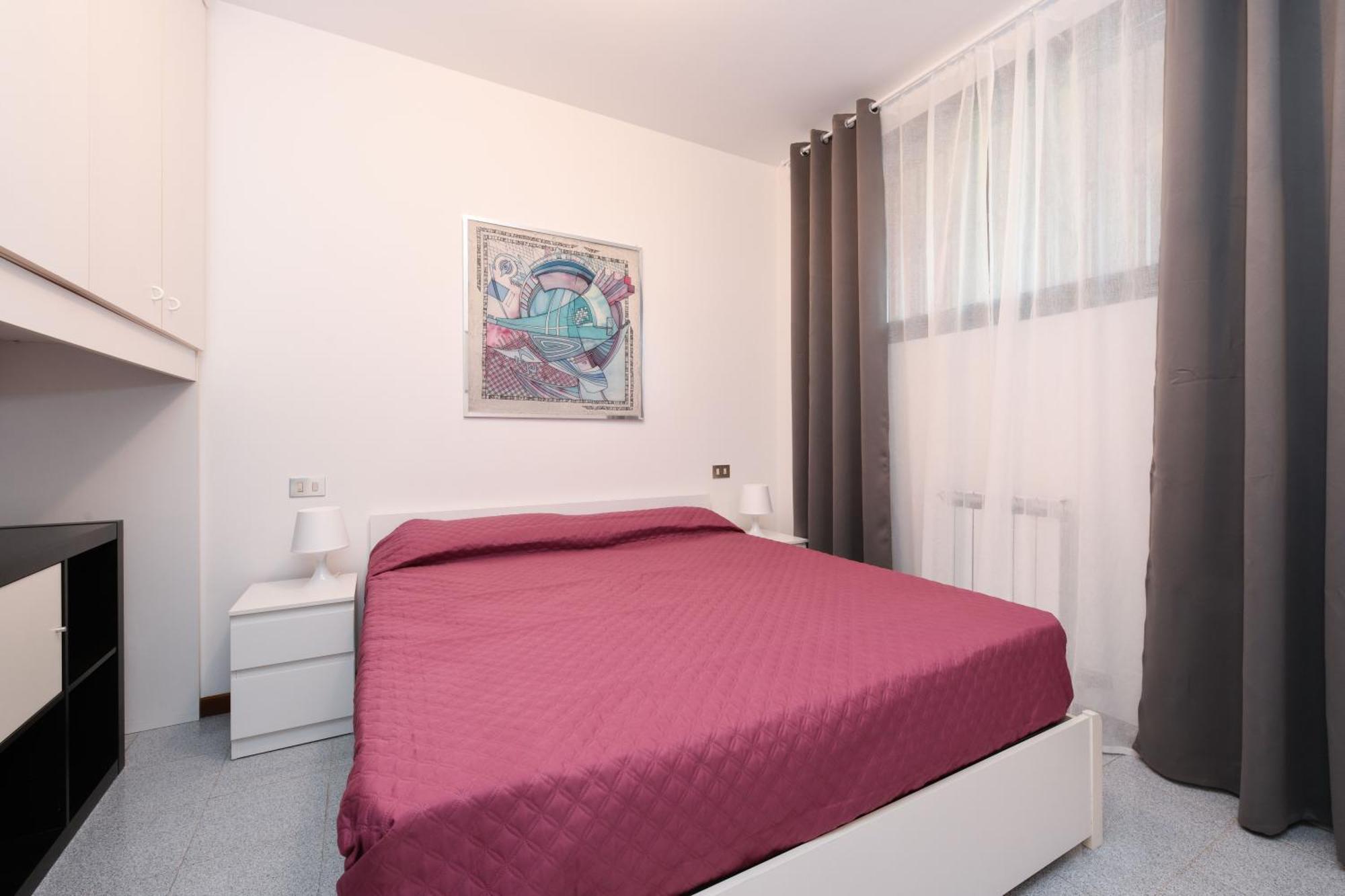 Breeze Apartment Дезенцано-дель-Гарда Экстерьер фото